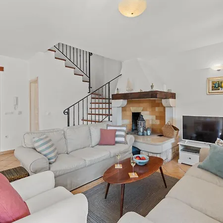 Mia Lea Fuer 6 Personen Holiday home *