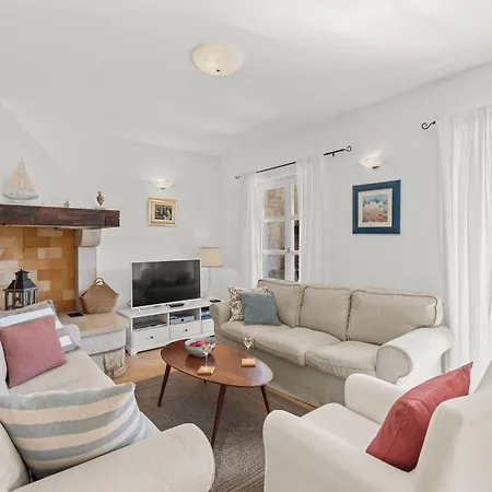 Holiday home Mia Lea Fuer 6 Personen *