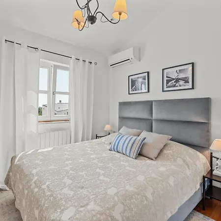 Mia Lea Fuer 6 Personen * Tar-Vabriga